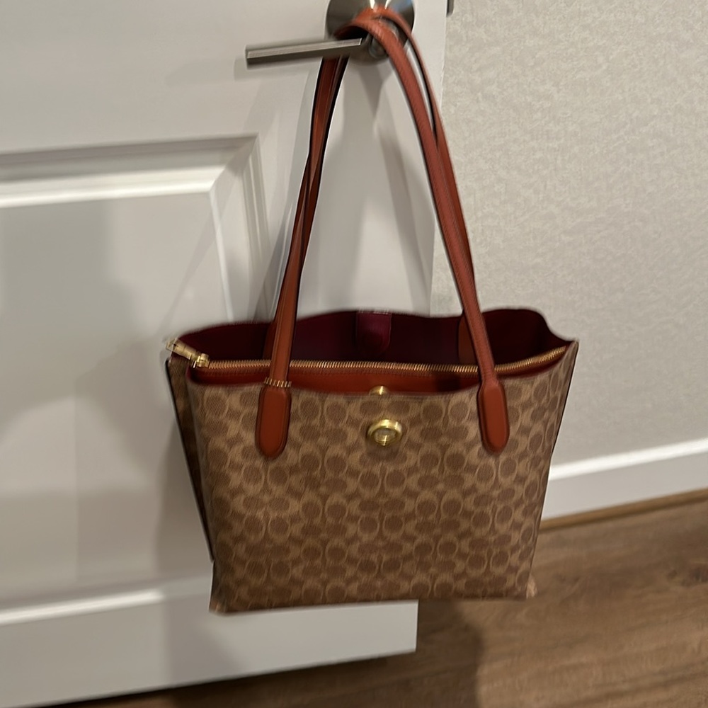 Coach Shoulder Bag